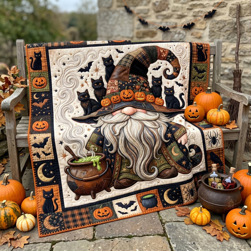 Black Cat Halloween Gnome WN2506005CLQuilt