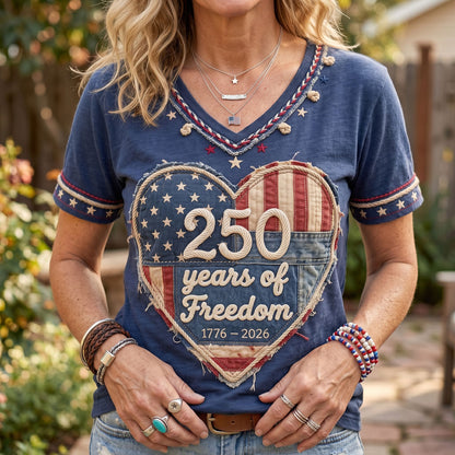 250 Years Of Freedom Patriotic Heart WN2906001CL V-Neck T-Shirt