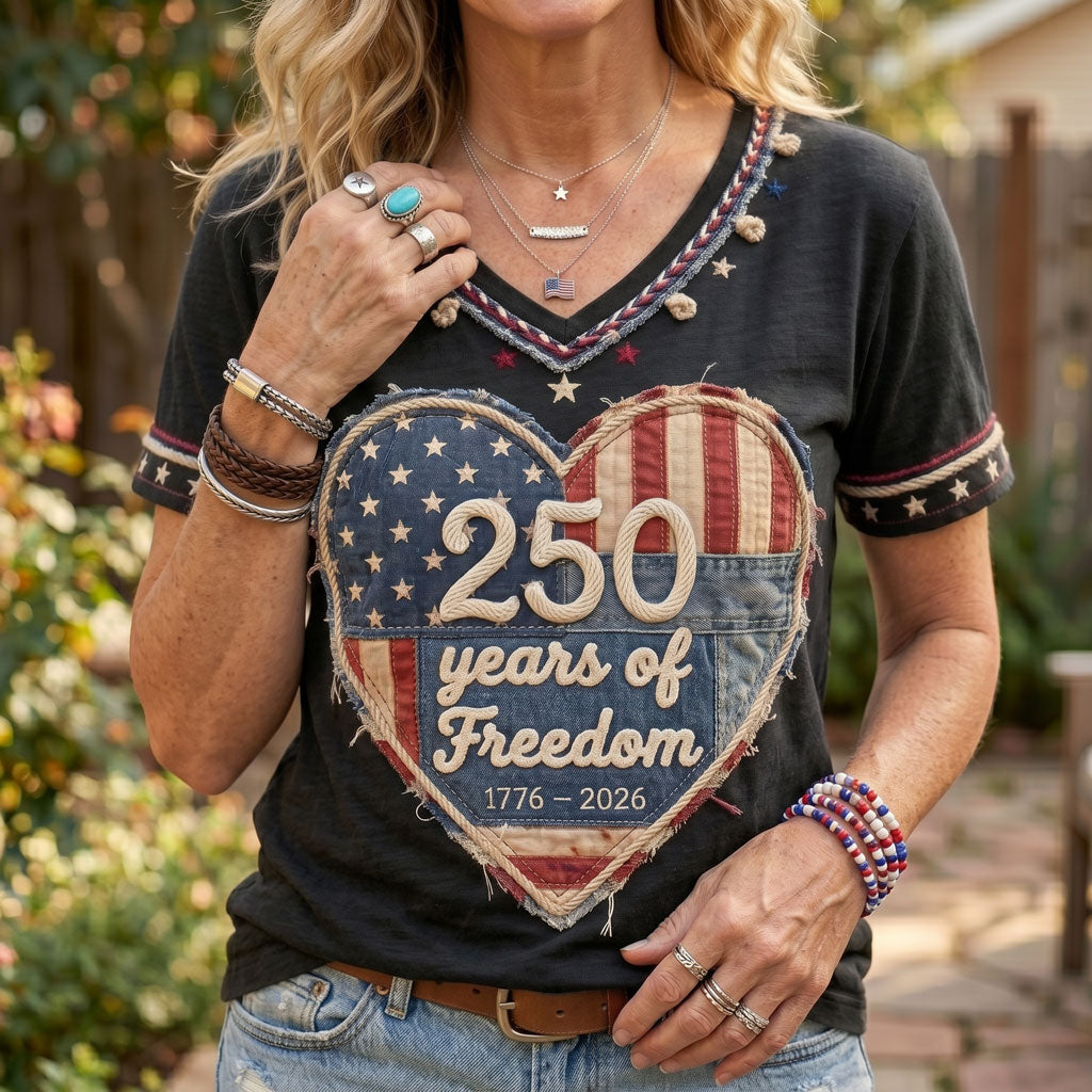 250 Years Of Freedom Patriotic Heart WN2906001CL V-Neck T-Shirt