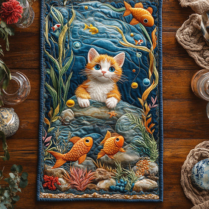 Cat Under The Sea WN1906034CL Quilted Table Runner
