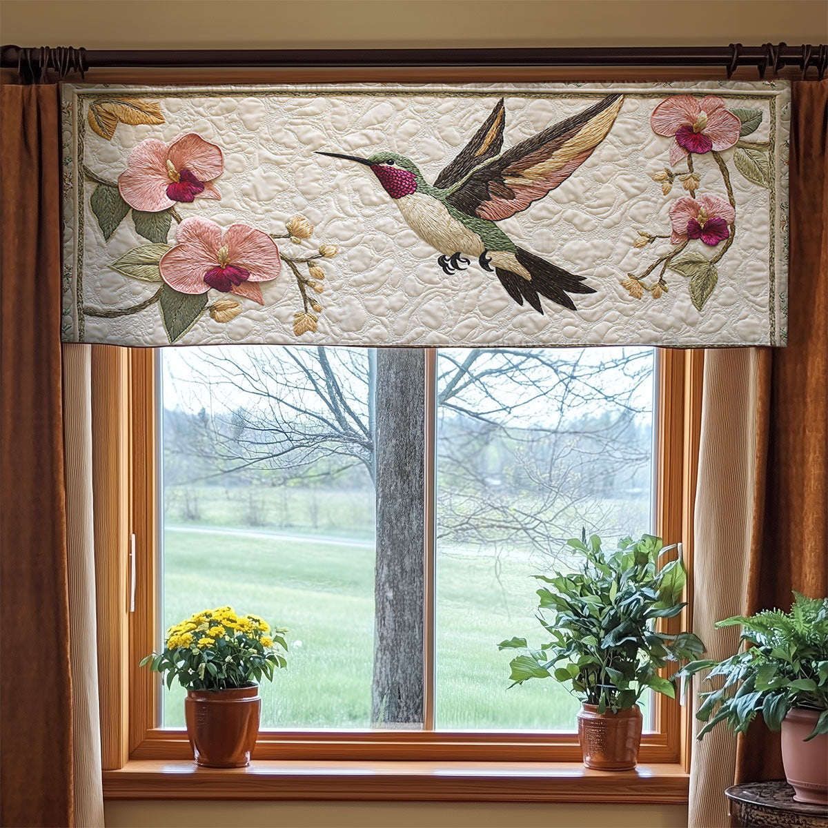 Hummingbird Petal Dance WN1706058CL Quilted Valance