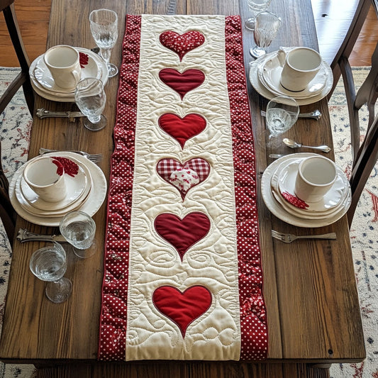 Red Heart CP2805005CL Quilted Table Runner