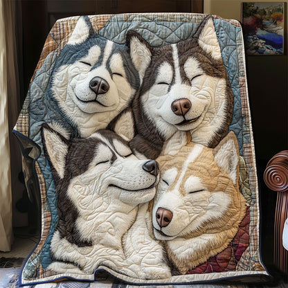 Husky Huddle CP1401045CL Quilt