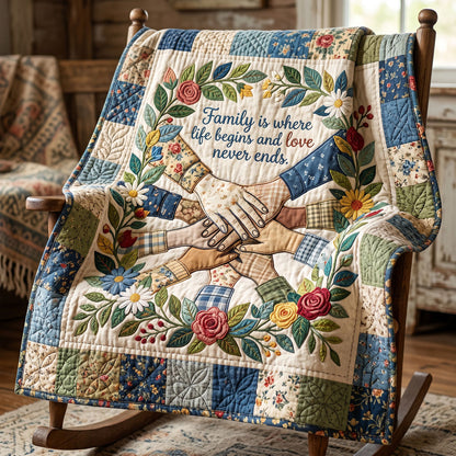 Circle Of Family Love WN2204004CL Quilt