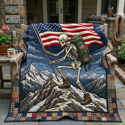 Patriot’s Last Climb WN3005009CL Quilt
