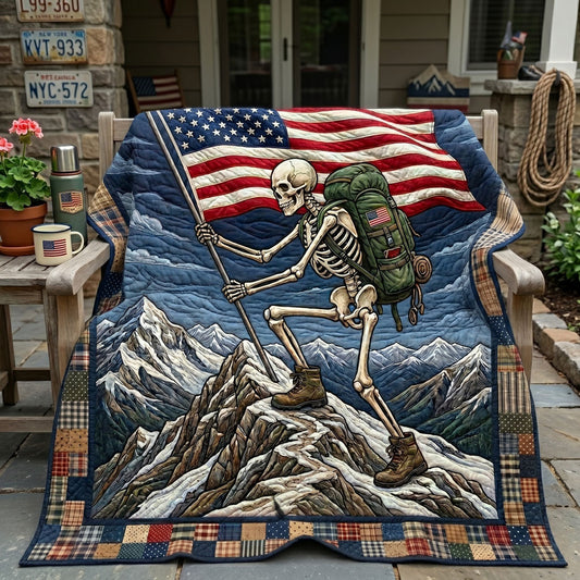 Patriot’s Last Climb WN3005009CL Quilt