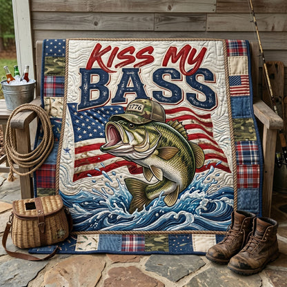 Kiss My Bass WN3005002CL Quilt