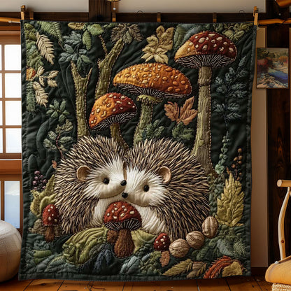 Hedgehog in Mushrooms WN1203040CL Quilt