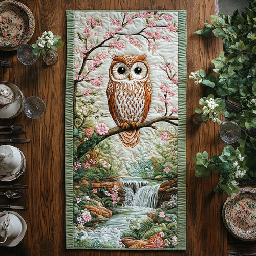 Spring Owl WJ2105031CL Quilted Table Runner