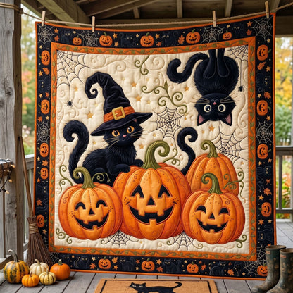 Halloween Black Cats And Pumpkins WN1105010CL Quilt