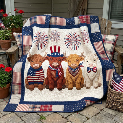 Patriotic Highland Cow WN1105023CL Quilt