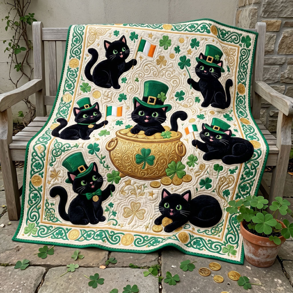 Lucky Black Cats And Gold Pot WN0705010CL Quilt
