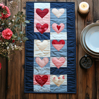 Patchwork Heart CW1501091CL Quilted Table Runner
