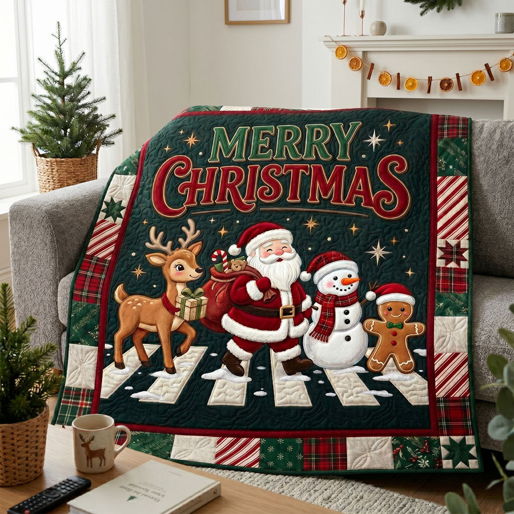 Santa Snowman Reindeer Christmas Patchwork WN1105027CL Quilt
