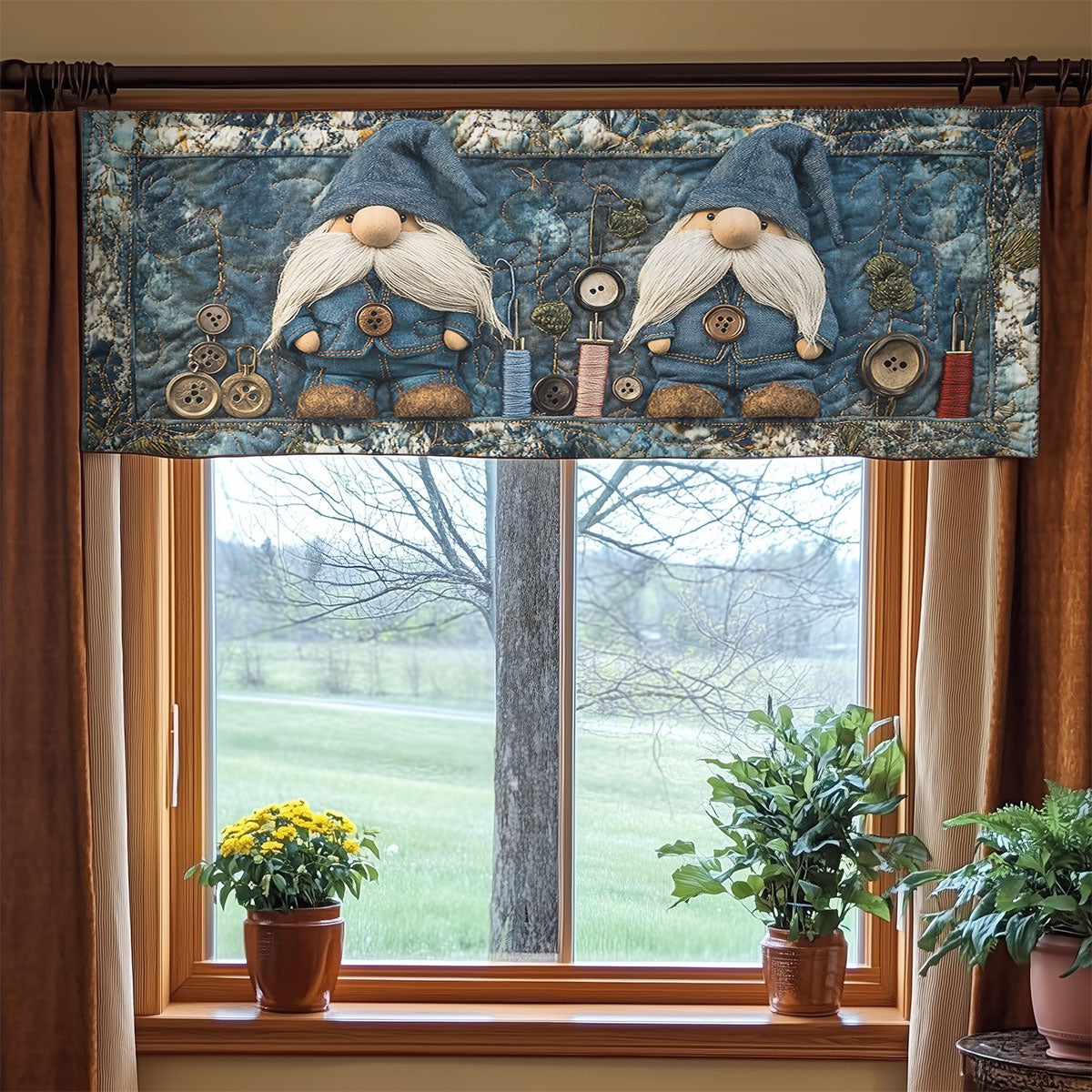 Stitchwork Gnome WN1406061CL Quilted Valance