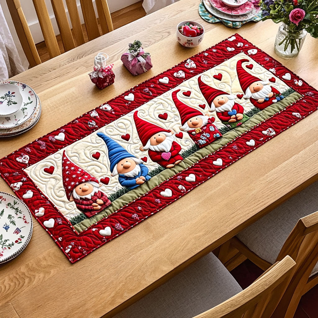 Romance Gnomes CP1201026CL Quilted Table Runner