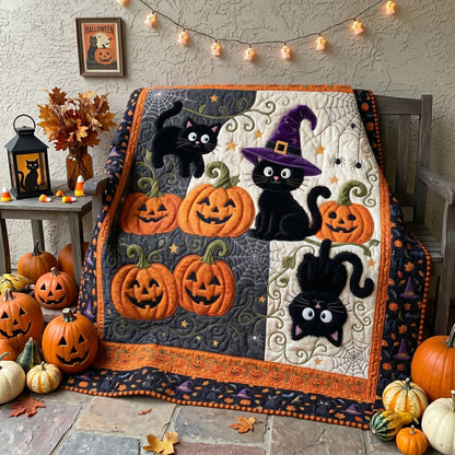 Black Cats And Pumpkins Halloween WN1105001CL Quilt