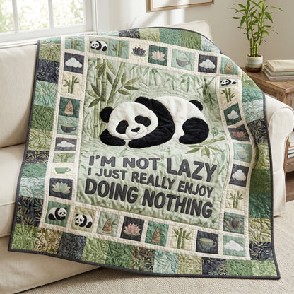 I Am Not Lazy Panda XR1405016CL Quilt
