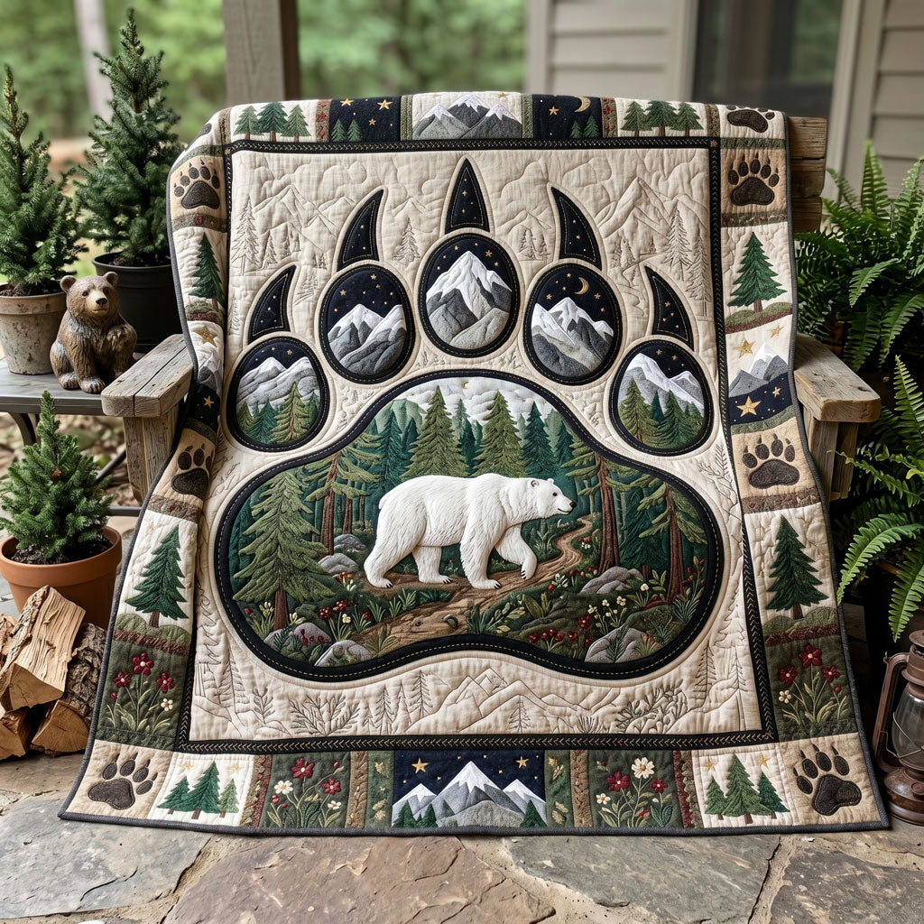 White Bear Wilderness Paw WN1806016CL Quilt