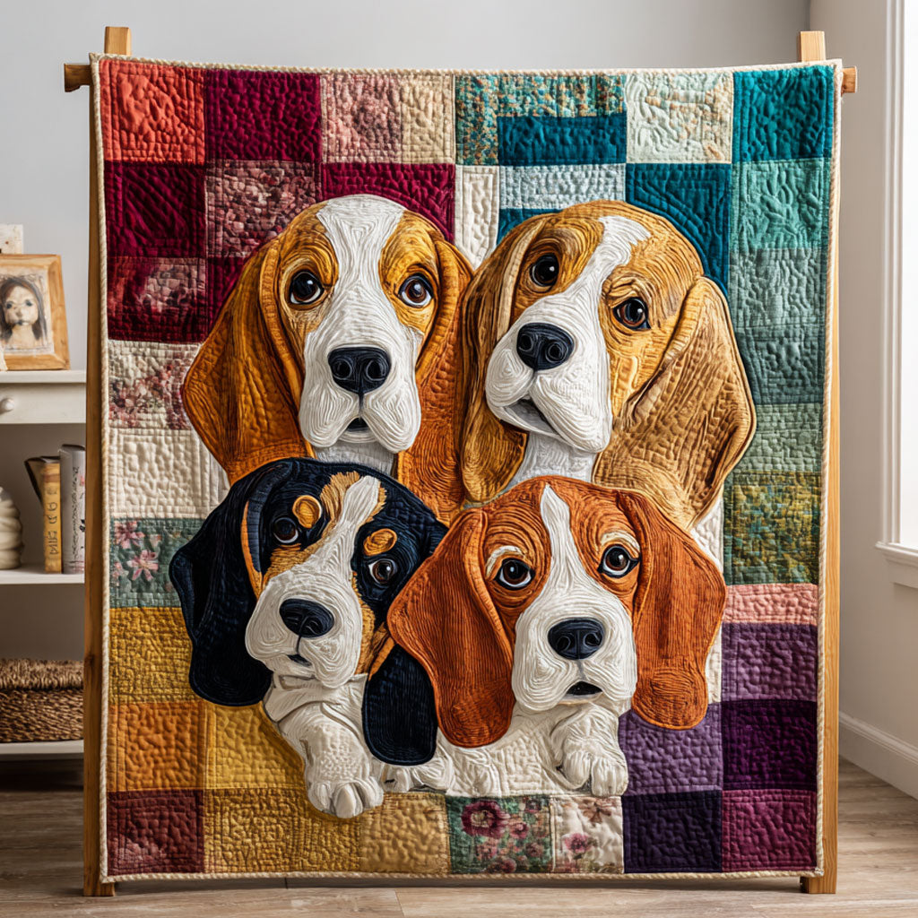 Puppy Eyes CP0701037CL Quilt