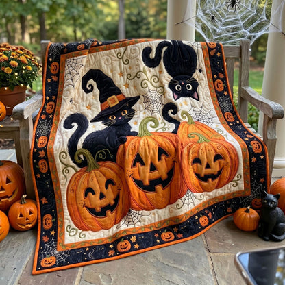 Halloween Black Cats And Pumpkins WN1105010CL Quilt