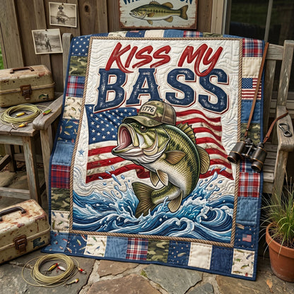 Kiss My Bass WN3005002CL Quilt