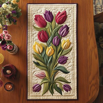 Tulip Vine Charm WN1706092CL Quilted Table Runner
