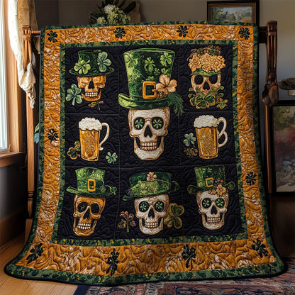 Golden Skull WN2702023CL Quilt