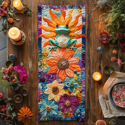 Frog Pond Delight WN2207020CL Quilted Table Runner