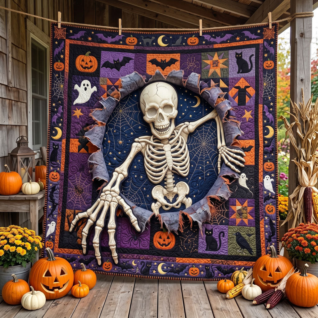 Skeleton Breaking Through Halloween WN2706011CL Quilt