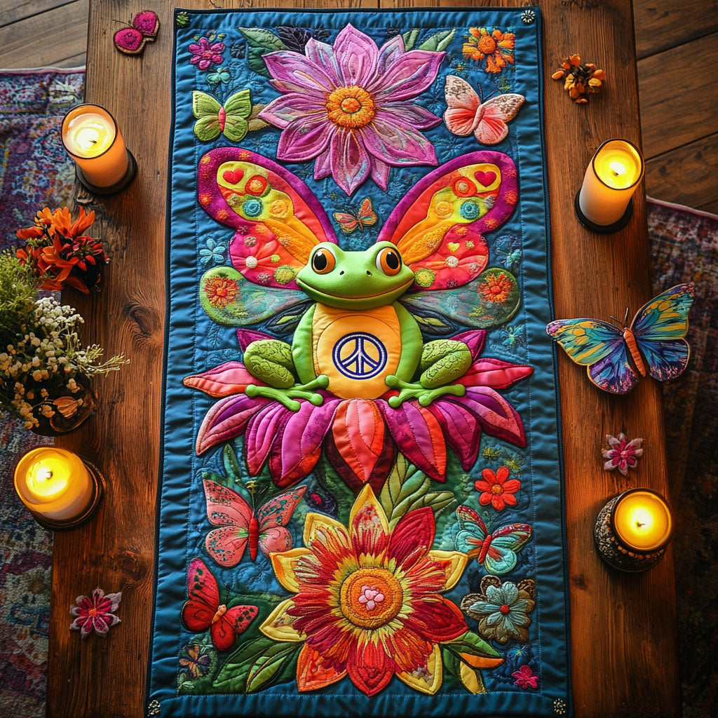 Peaceful Frog WN1106071CL Quilted Table Runner