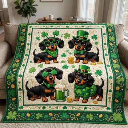 Lucky Dachshund Clover WN0705013CL Quilt