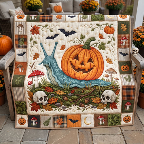 Creepy Crawly Pumpkin Snail WN2606006CL Quilt