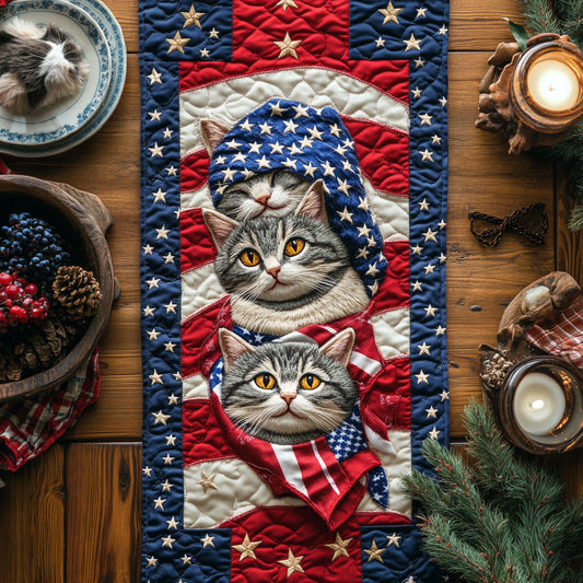 Cat Faces WN1006011CL Quilted Table Runner