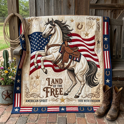 Land Of The Free Stallion WN0506008CL Quilt