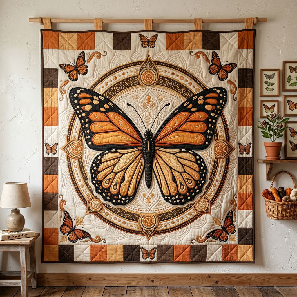 Monarch Majesty WN1706007CL Quilt