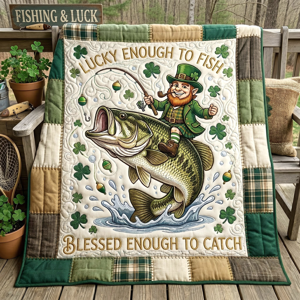 Lucky Enough To Fish WN2005009CL Quilt