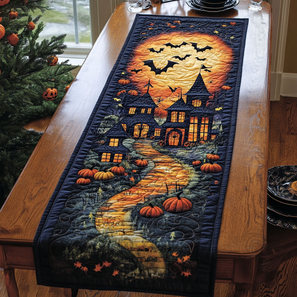 Halloween Howls WJ2607034CL Quilted Table Runner