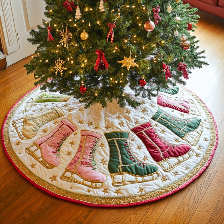 Ice Skating Lovers XR1310007CL Quilted Christmas Tree Skirt