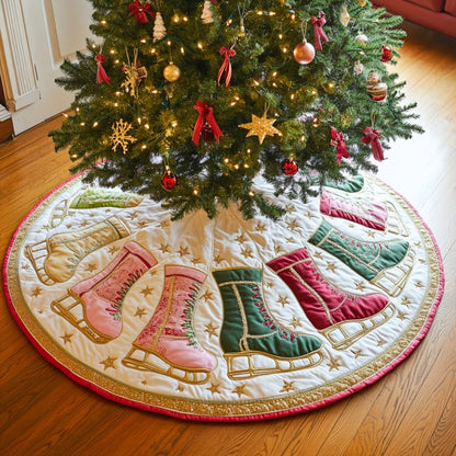 Ice Skating Lovers XR1310007CL Quilted Christmas Tree Skirt