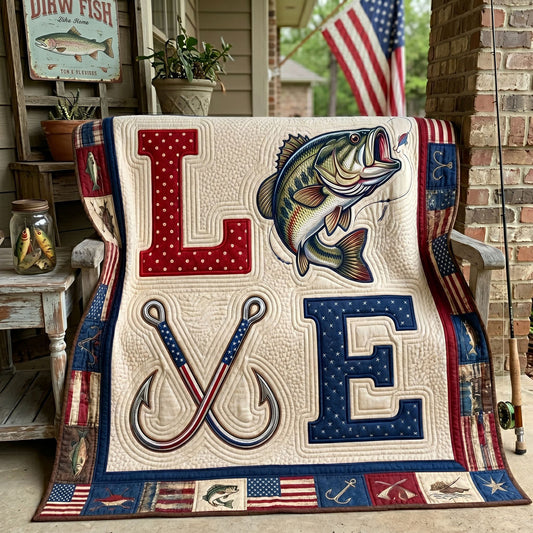 Love Fishing Patriotic WN1205013CL Quilt