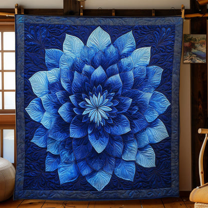 Mystic Blue Flower WN1103064CL Quilt