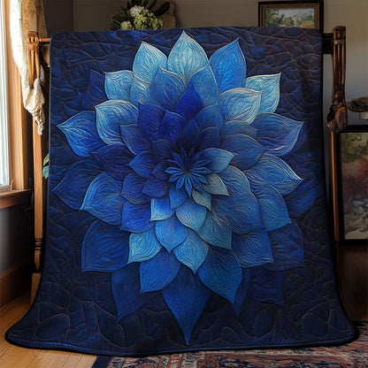 Royal Blue Flower WN1103086CL Quilt