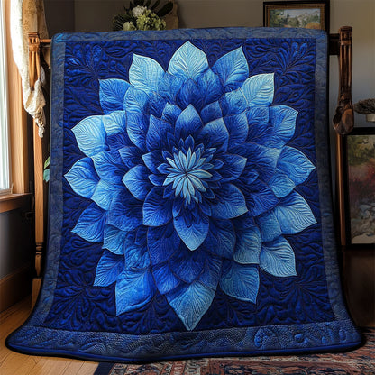 Mystic Blue Flower WN1103064CL Quilt