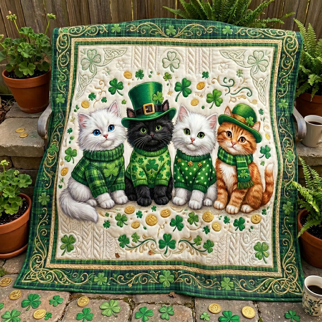 Lucky Clover Kitty Family WN0705012CL Quilt