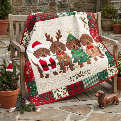 Festive Dachshund Friends Christmas WN2706009CL Quilt
