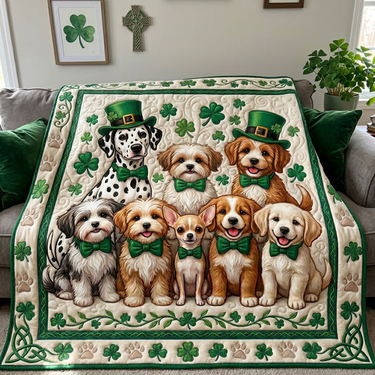 Lucky Shamrock Dogs Patchwork WN1105018CL Quilt