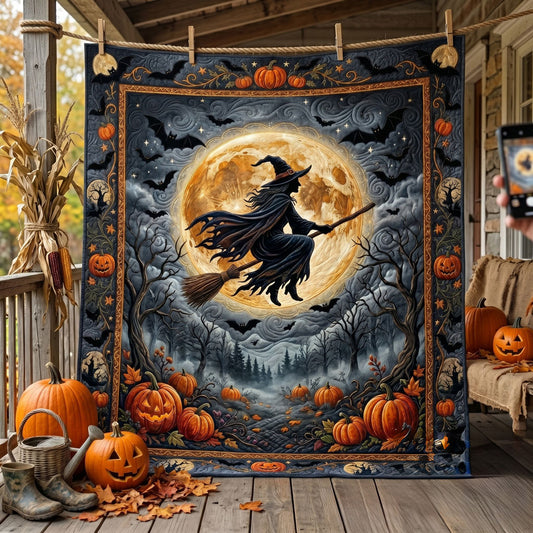 Witch Flight Under The Harvest Moon WN1105031CL Quilt
