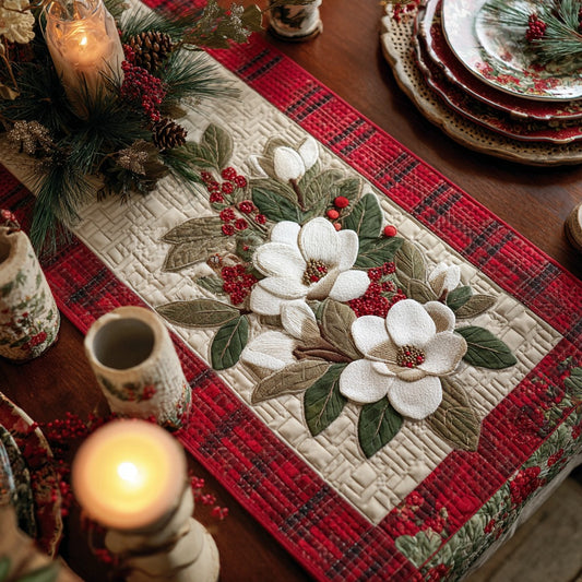 Christmas Magnolia XR0611003CL Quilted Table Runner