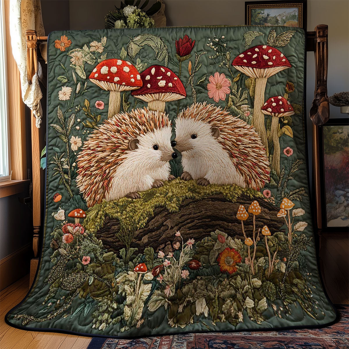 Hedgehog And Toadstools WN1203037CL Quilt